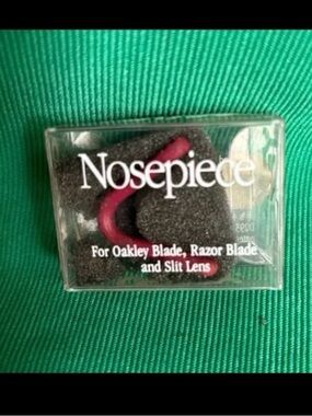 1988 Oakley sunglasses Nose piece replacement New
Sealed